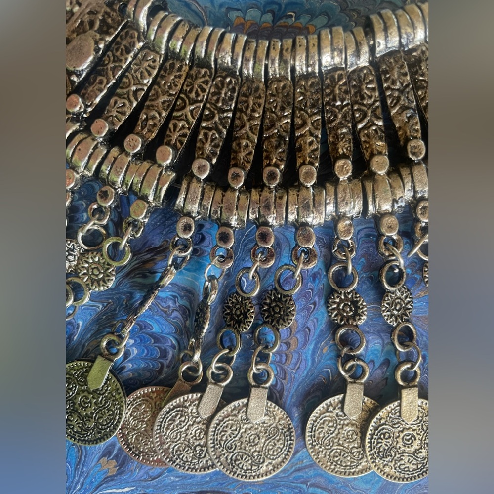 πHPπ Etro Middle Eastern Silver Coin Necklace NWOT - Picture 4 of 7